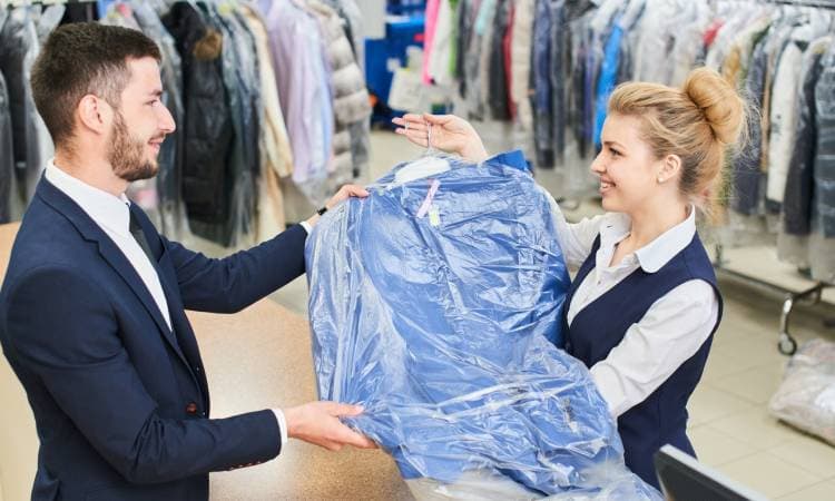 Your Guide to Finding the Best Dry Cleaner